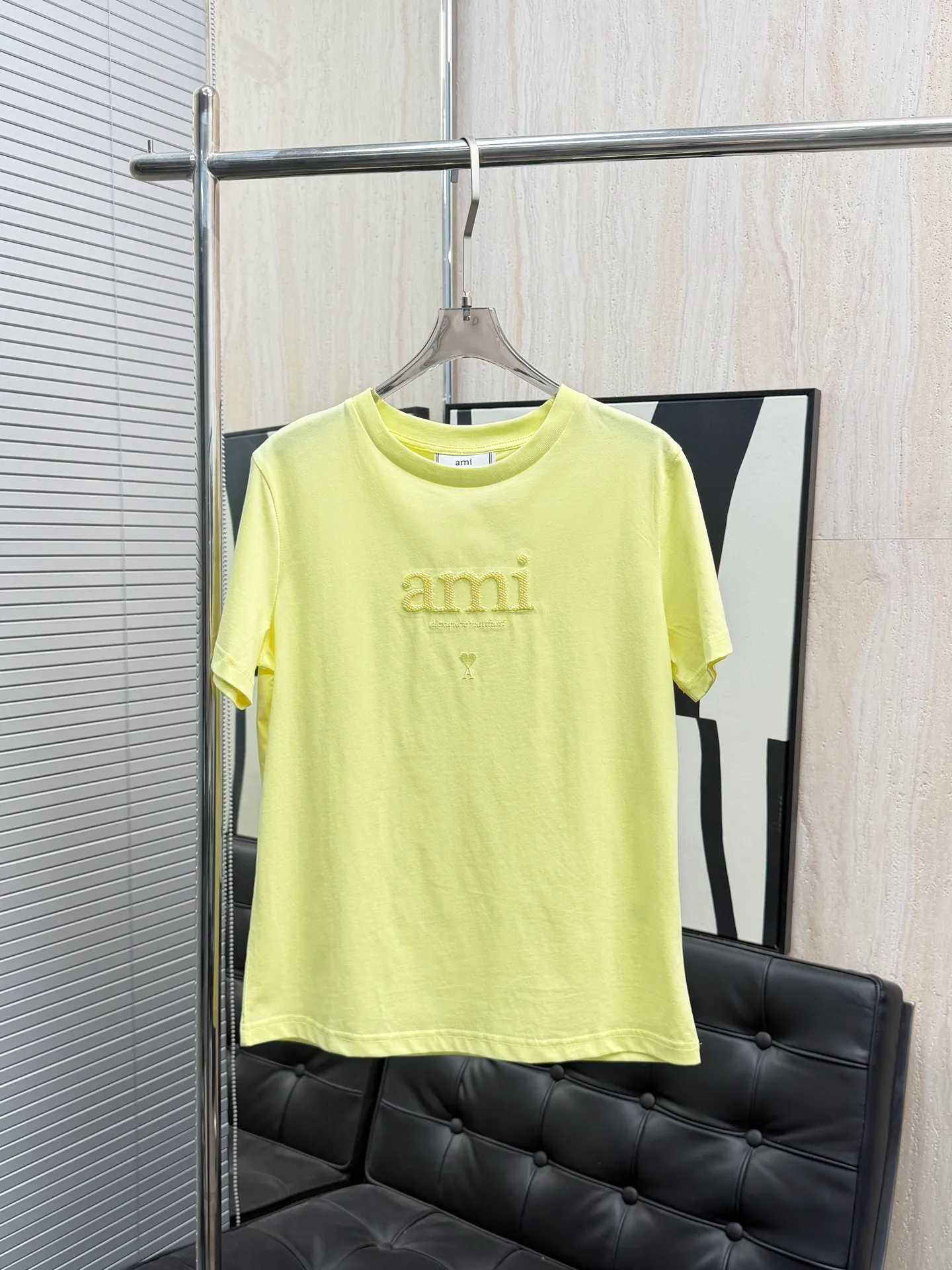 Yellow detail